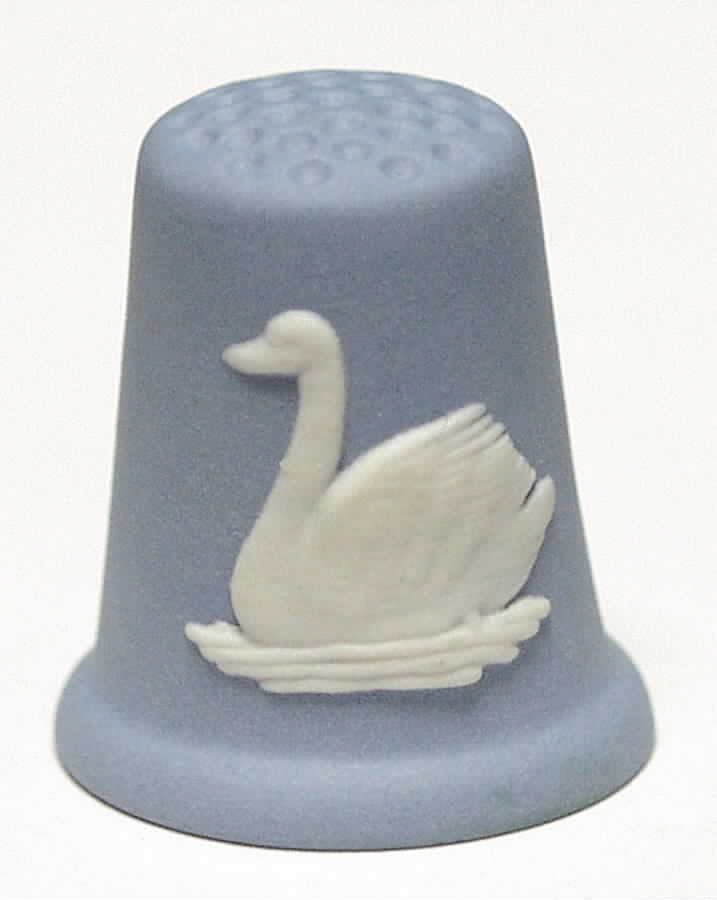 Great Porcelain Houses of the World Wedgwood-Jasperware - No Box by Danbury Mint-1