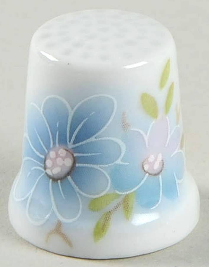 Great Porcelain Houses of the World Herrandiz - Boxed by Danbury Mint-1