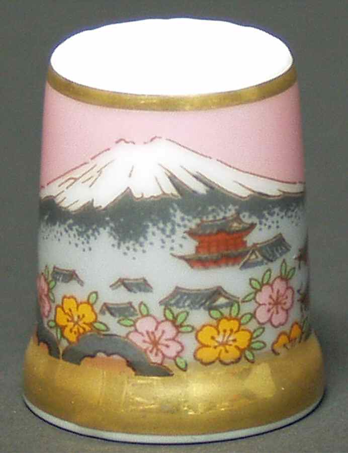 Great Porcelain Houses of the World Yamasan - Boxed by Danbury Mint-1