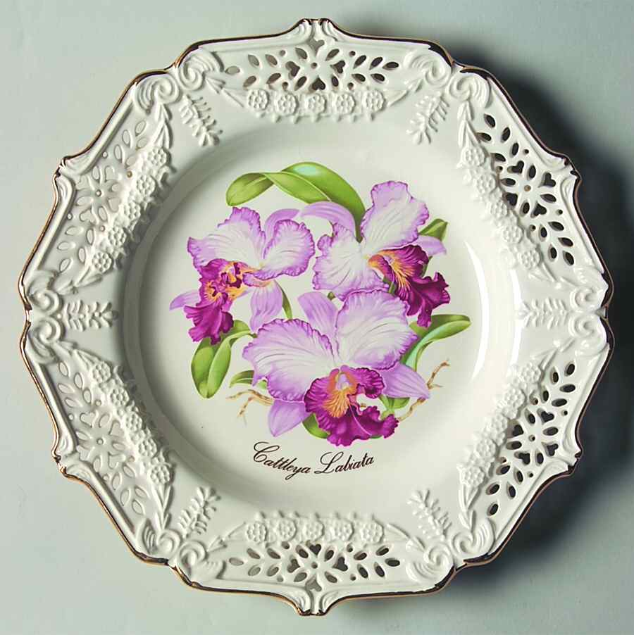 Gardens of Victoria Crown Orchid - Boxed by Davenport-1