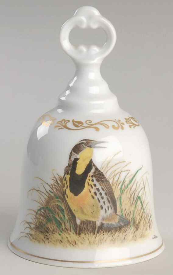 Songbirds of America Meadowlark - Boxed by Danbury Mint-1