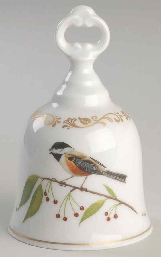 Songbirds of America Carolina Chickadee - Boxed by Danbury Mint-1