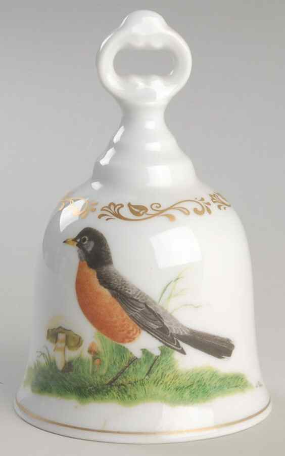 Songbirds of America Robin - Boxed by Danbury Mint-1