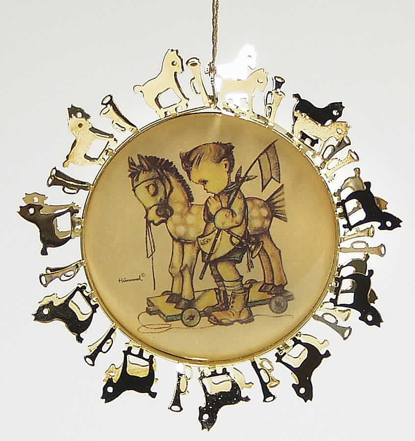 Hummel Gold Prayer Before Battle - Boxed by Danbury Mint-1