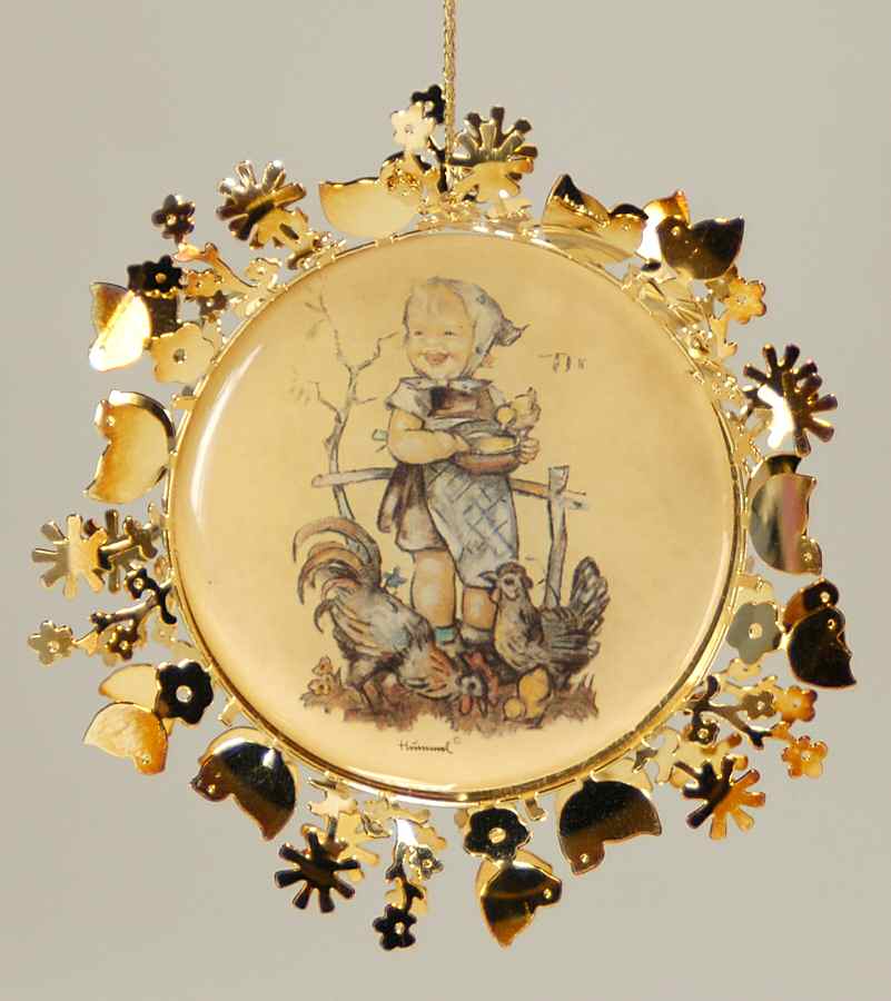 Hummel Gold Feeding Time - No Box by Danbury Mint-1