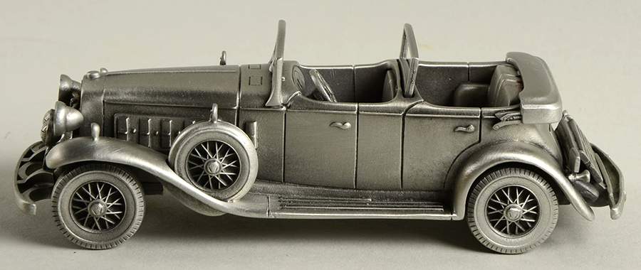 Classic American Motorcars 1931 Cadillac Phaeton - Boxed by Danbury Mint-1
