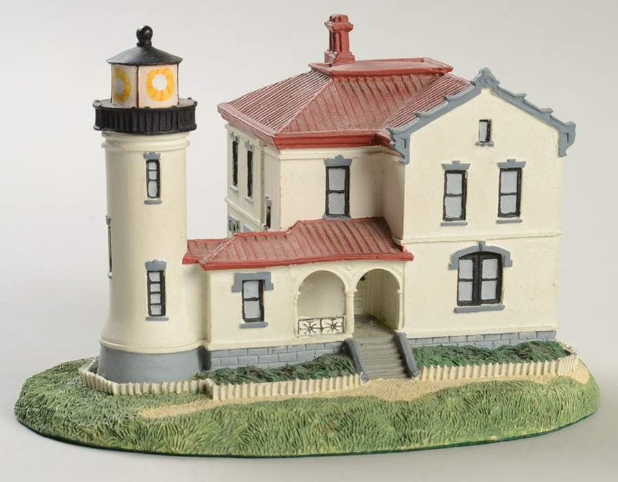 Historic American Lighthouses-Series 1 Admiralty Head Lighthouse - No Box by Danbury Mint-1