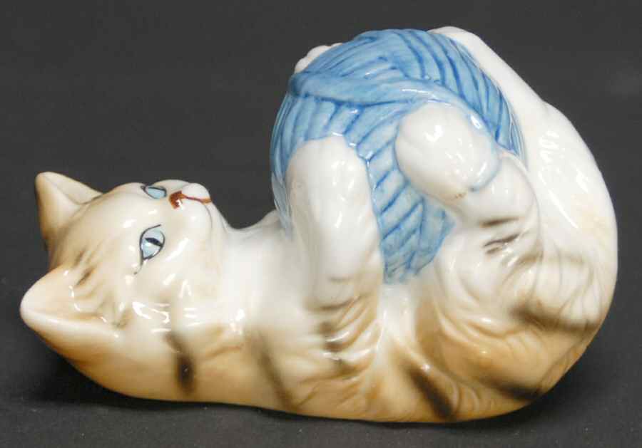 Cats of Character Roly Poly - No Box by Danbury Mint-1