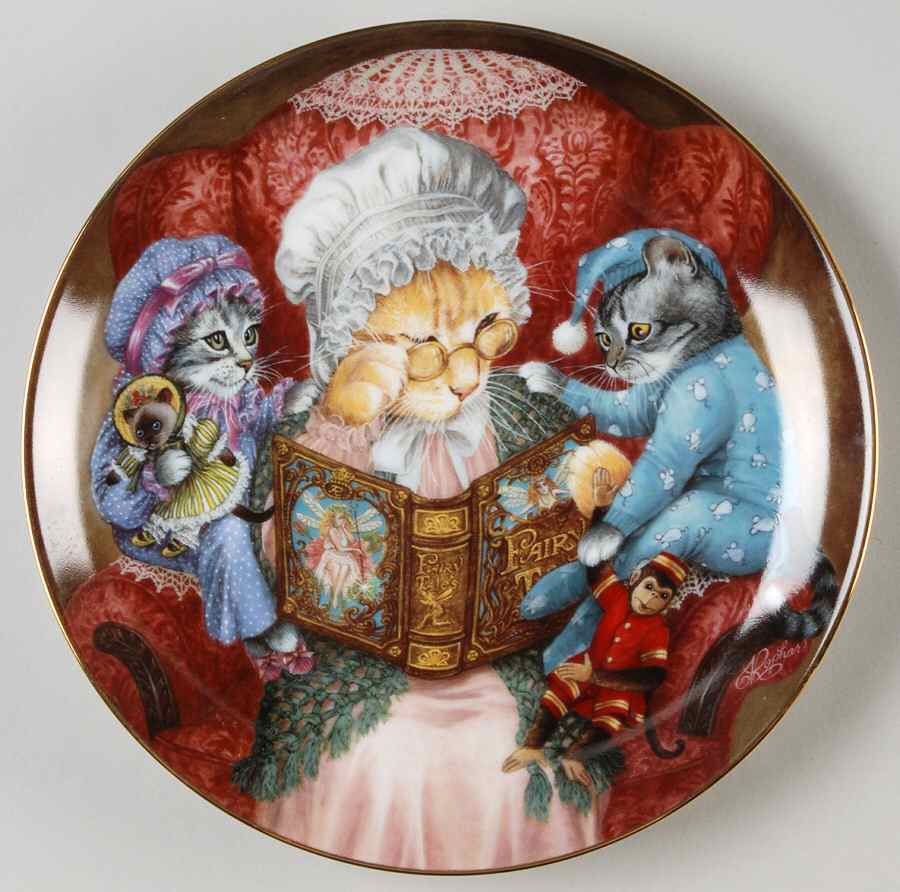 Fanciful Felines Grandma Reading - No Box by Danbury Mint-1