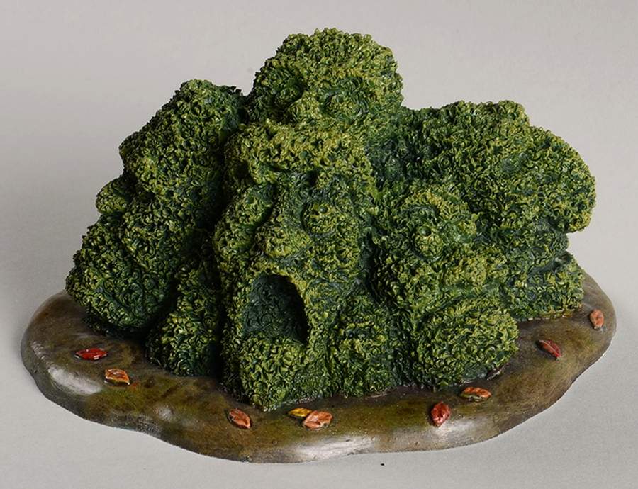 Snow Village Halloween Scary Topiary - Bx440 With Box by Department 56-1