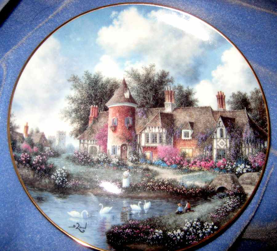 Country Gardens Grand Manor - No Box by Danbury Mint-1