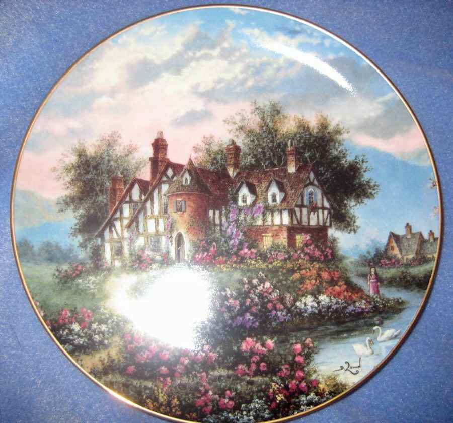 Country Gardens Towbridge Manor - No Box by Danbury Mint-1