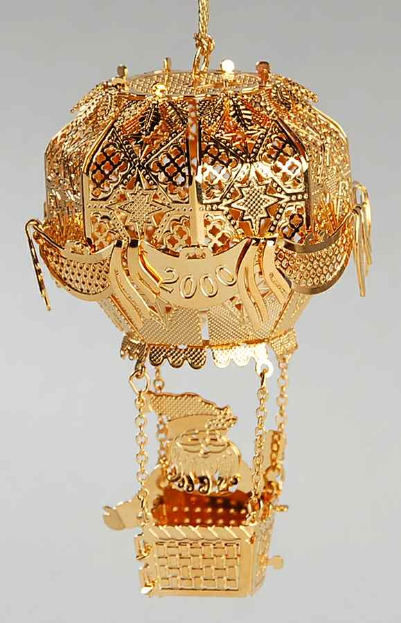 2000 Gold Christmas Ornament Collection Santa's Balloon - No Box by Danbury Mint-1