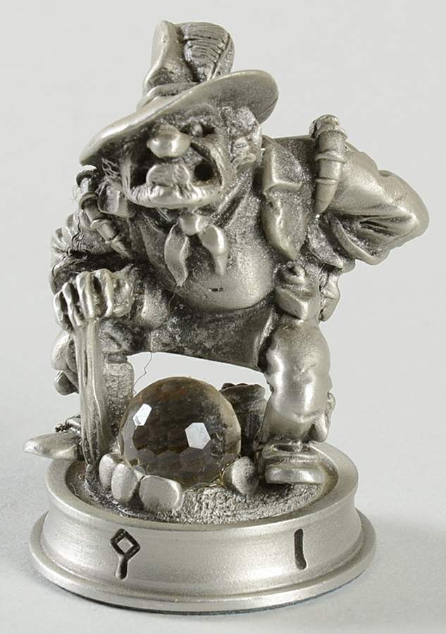 Fantasy of the Crystal Chess Set Dram The Leprechaun - Pawn3-White Chess Piece by Danbury Mint-1