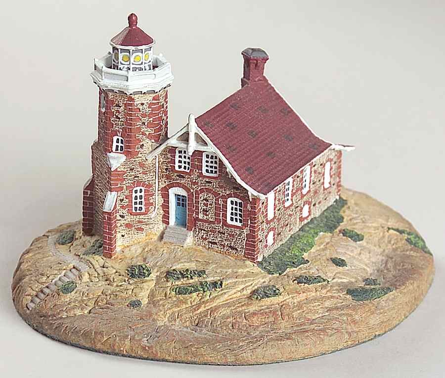 Historic American Lighthouses-Series 2 Passage Island Lighthouse - No Box by Danbury Mint-1