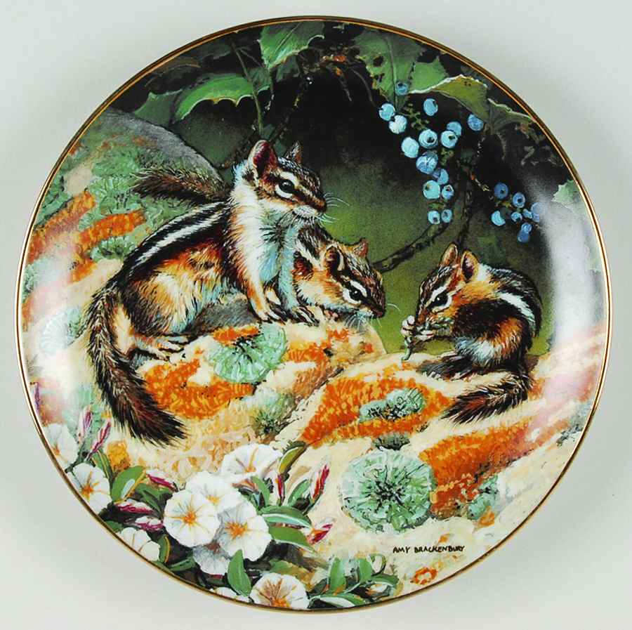Woodland Creatures Chipmunks At Lunch - No Box by Danbury Mint-1