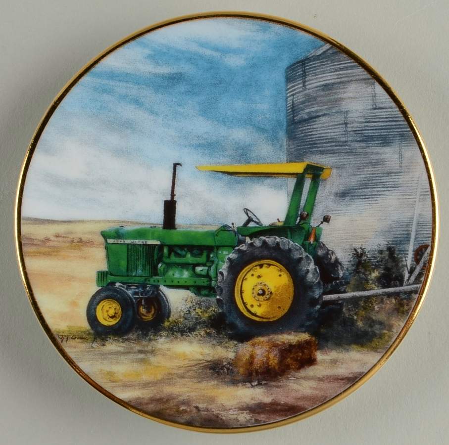 John Deere Perpetual Calendar August - No Box by Danbury Mint-1