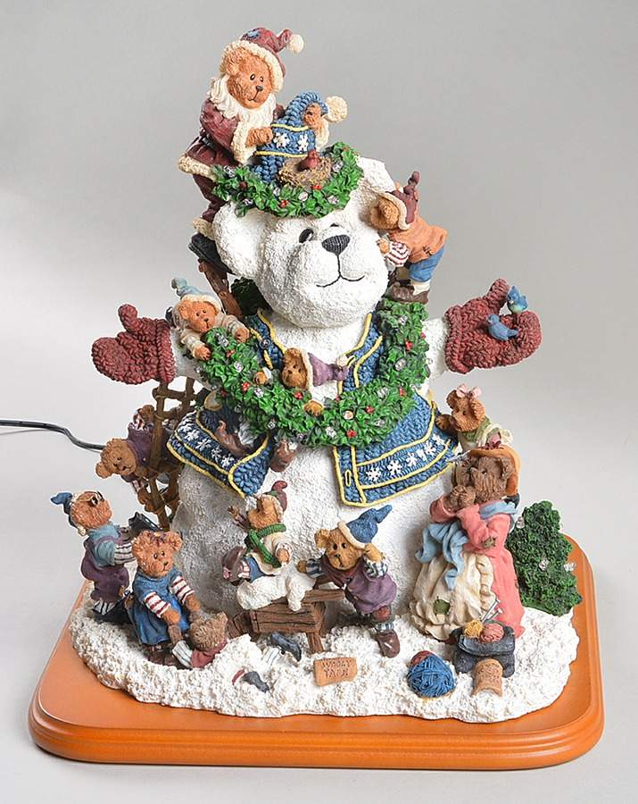 Boyd's Bears Christmas Figurines Snow Bear  - Boxed by Danbury Mint-1