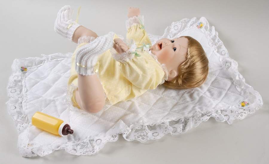 Playful Babies Playing Footsie - No Box by Danbury Mint-1