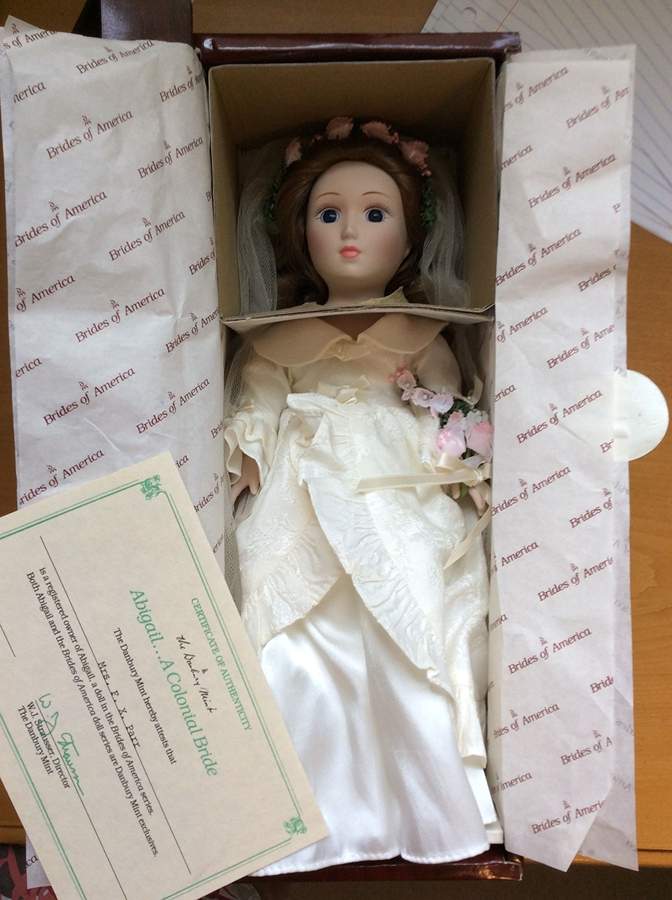Brides of America Abigail-A Colonial Bride - Boxed by Danbury Mint-1