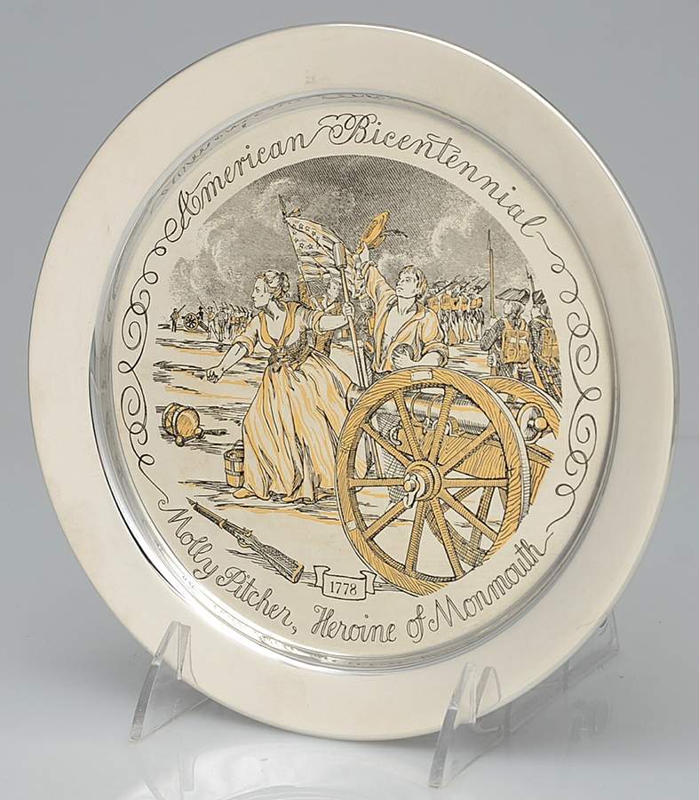 American Bicentennial Molly Pitcher, Heroine Of Monmouth 1778 - Boxed by Danbury Mint-1