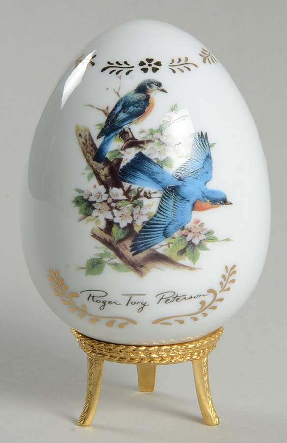 Songbirds Porcelain Egg Bluebird - Boxed by Danbury Mint-1