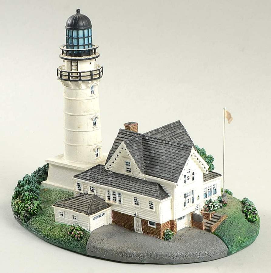 Lighthouse Collection Cape Elizabeth Light,Maine - No Box by Danbury Mint-1