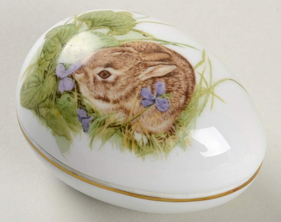 Great Porcelain Houses Egg Box Kaiser - No Box by Danbury Mint-1
