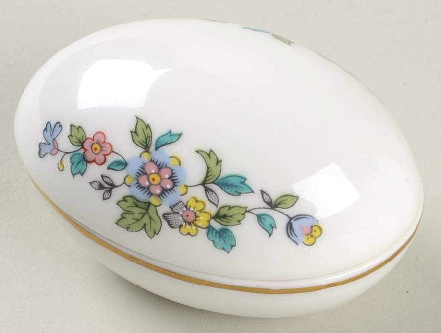 Great Porcelain Houses Egg Box Royal Doulton - No Box by Danbury Mint-1