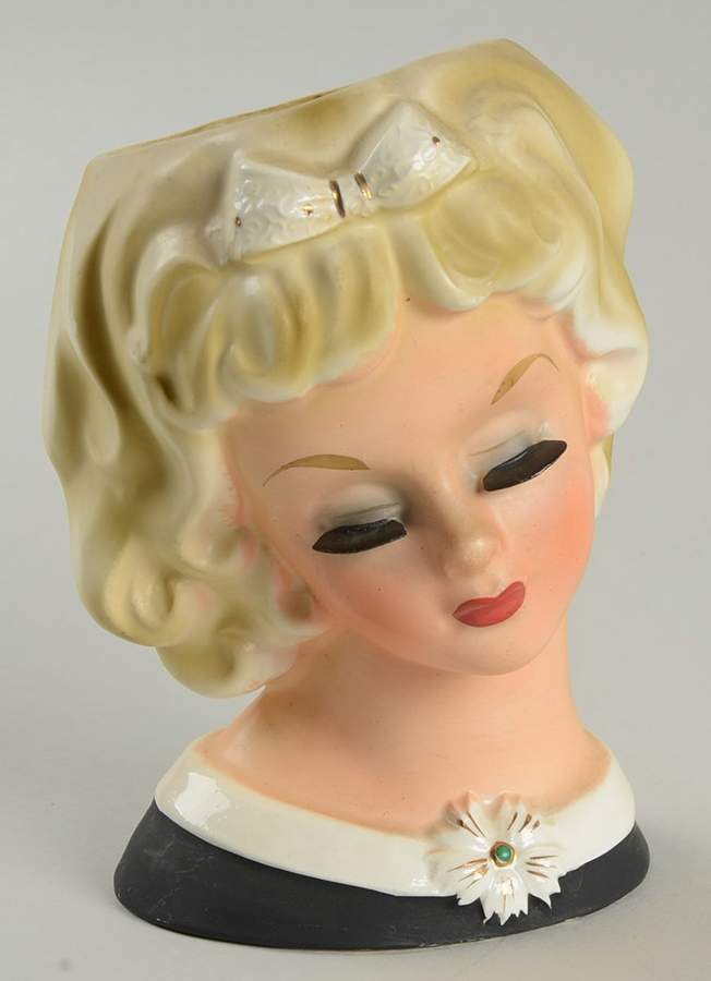 DABs Head Vases Blonde W/ Green Centered Flower - No Box by Dabs-1