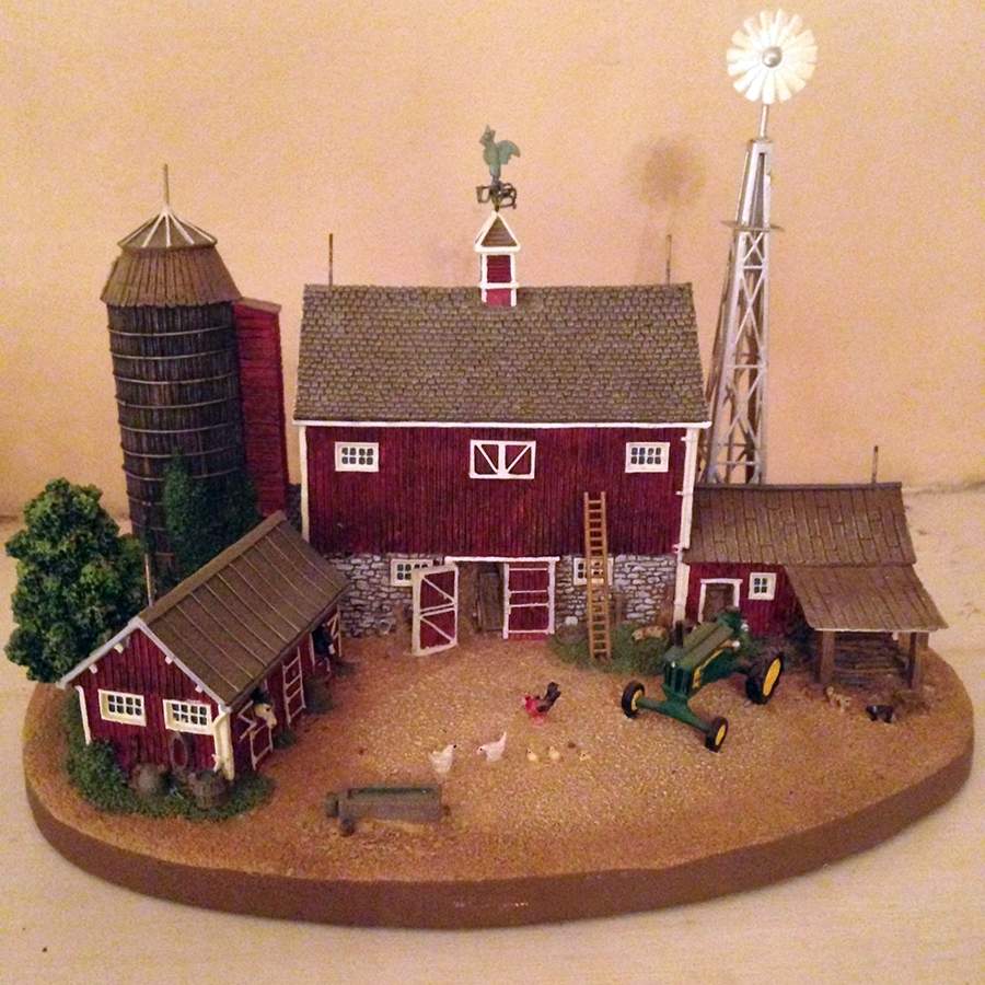 John Deere The Old Red Barn - No Box by Danbury Mint-1