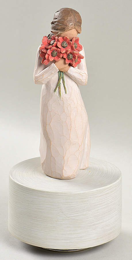 Willow Tree Musicals Surrounded By Love - No Box by Demdaco-1
