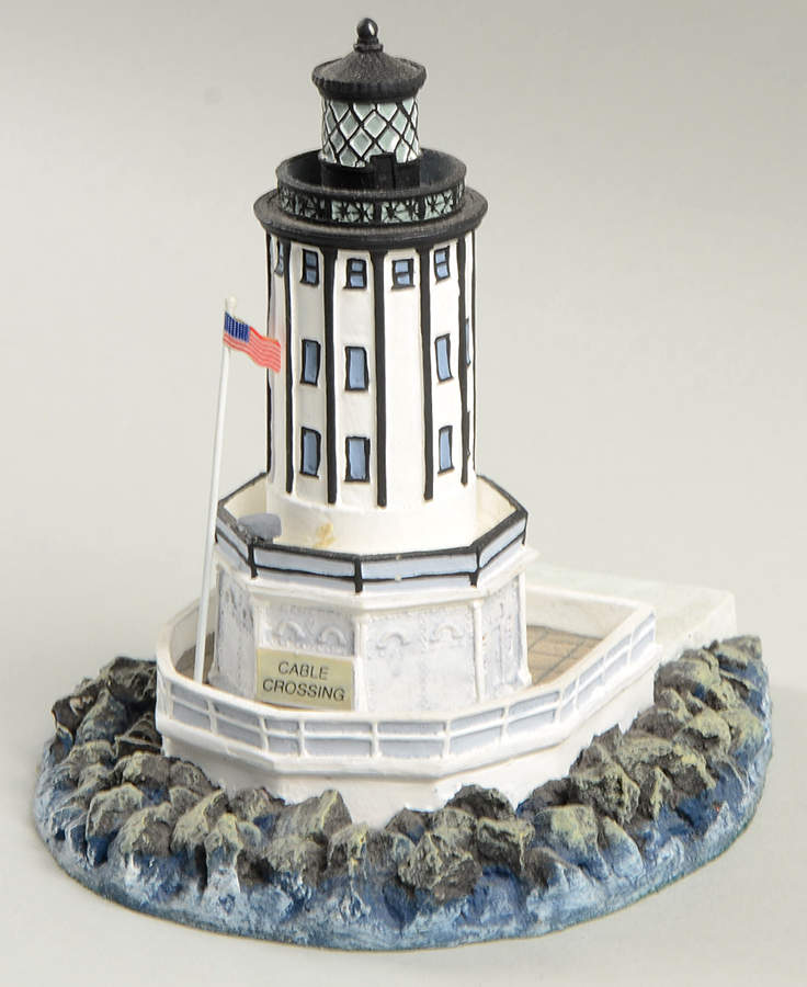 Beacons By the Sea Lighthouses Los Angeles Harbor Lighthouse - No Box by Danbury Mint-1