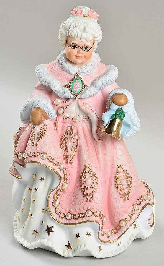 Victorian Christmas Musical Figurine Mrs Claus-Wish You A Merry Christmas - Boxed by Danbury Mint-1