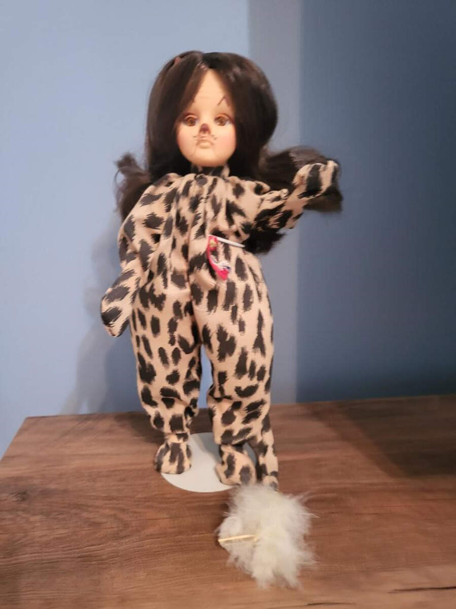 Storybook Dolls Cowardly Lion - No Box by Effanbee-1