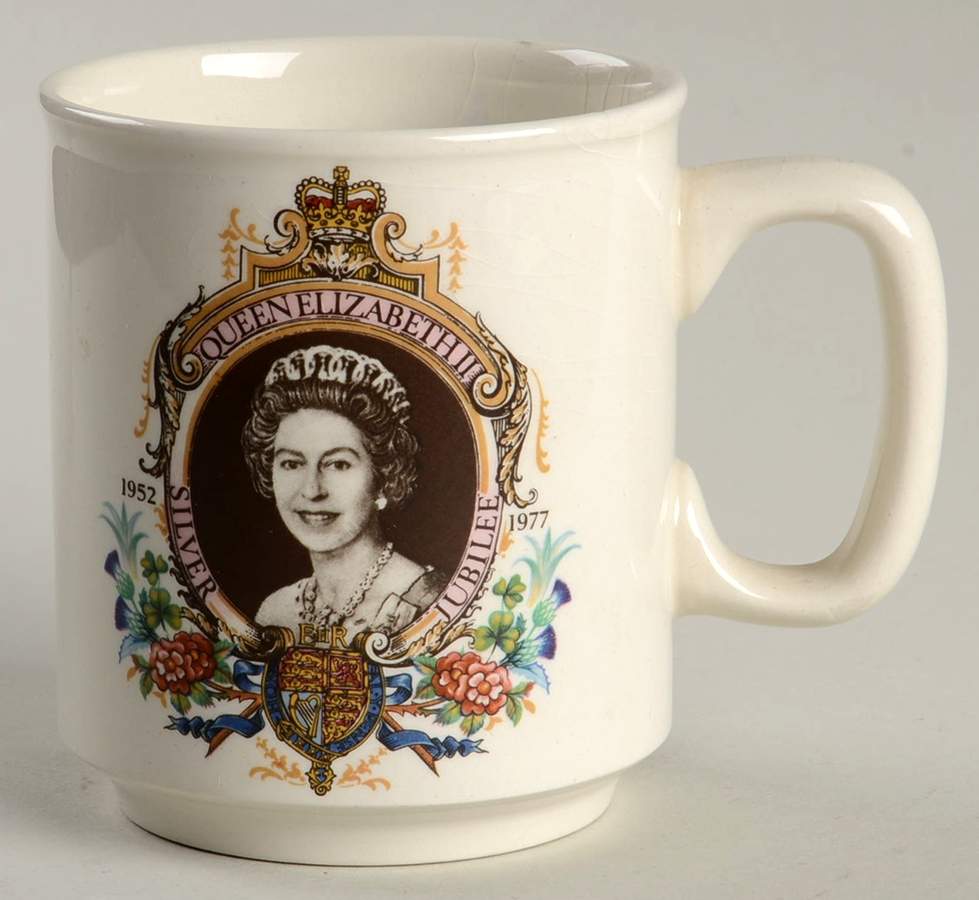 Royalty Commemoratives Elizabeth Ii Silver Jubilee Mug - No Box by England-1