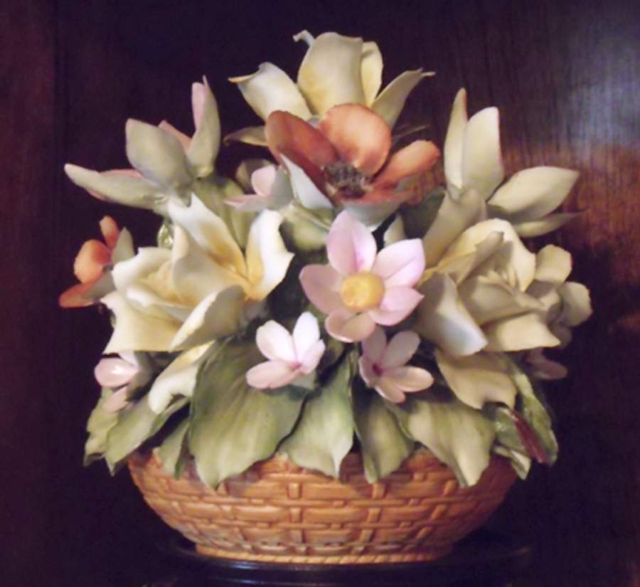 Franklin Mint Figurines Spring Flowers Of Capodimonte Palace - No Box by Franklin Mint-1