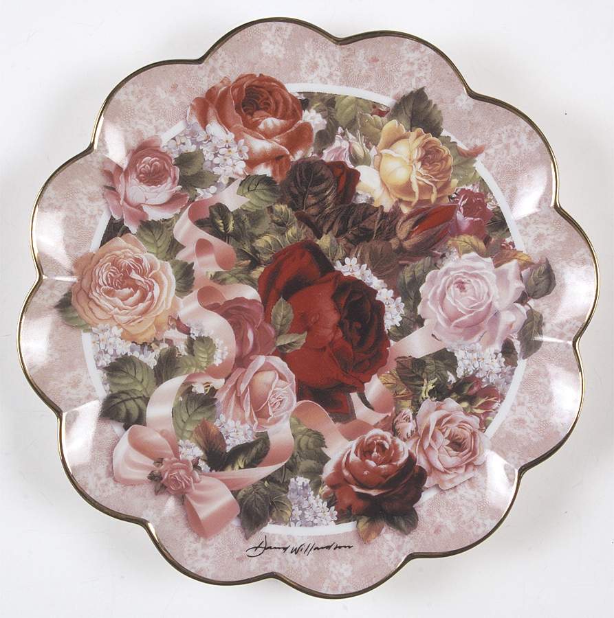 Franklin Mint Plates Victorian Rose Bouquet - No Box by Franklin Mint-1