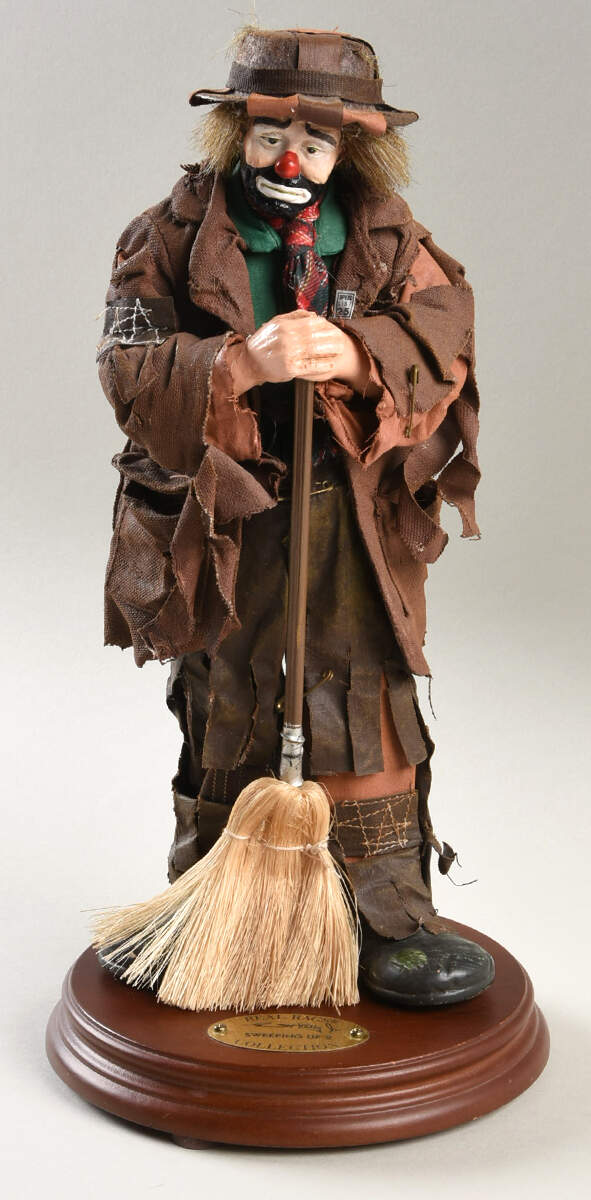 Emmett Kelly Jr Real Rags Sweeping Up 2 - Boxed by Flambro-1