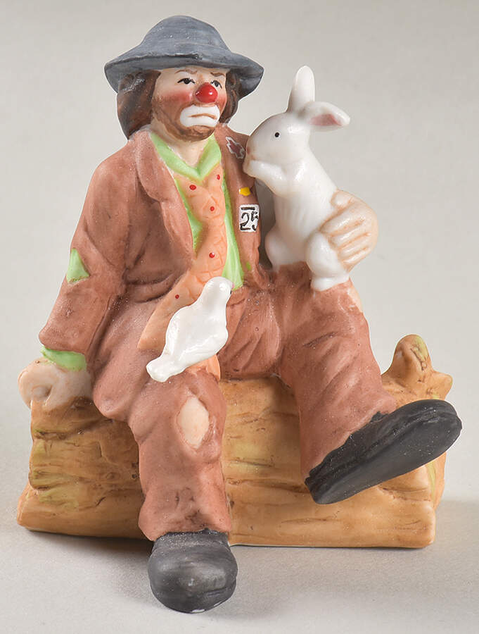 Emmett Kelly Jr Collection Mniatures Log With Animals-With Rabbit - No Box by Flambro-1