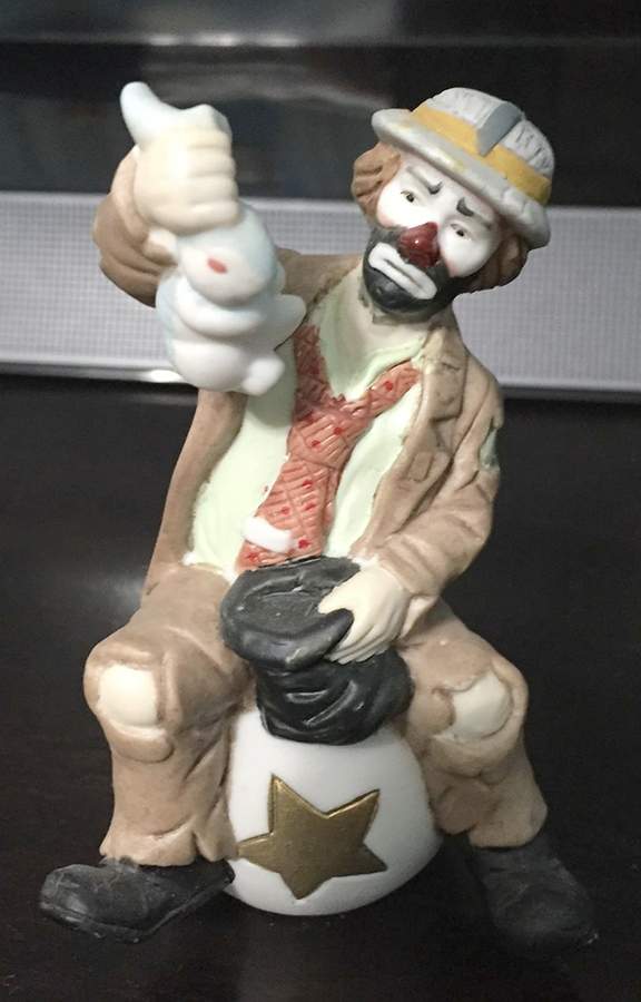 Emmett Kelly Jr Collection Mniatures Circus Act-With Rabbit - Boxed by Flambro-1