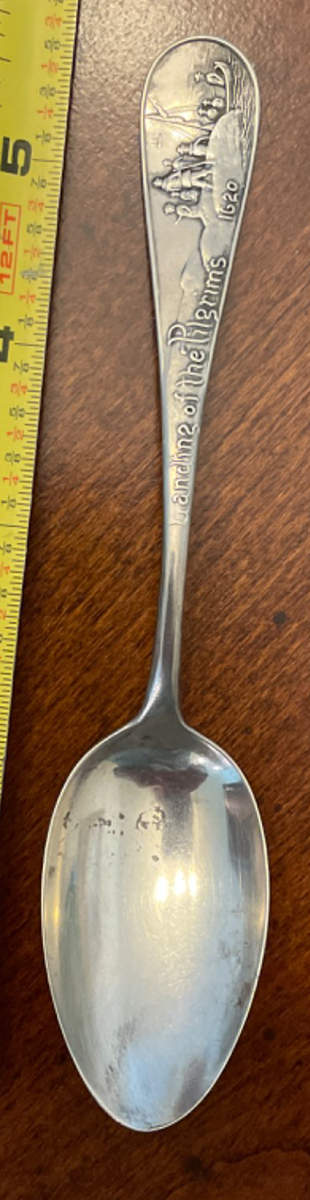 Souvenir Spoons Landing Of The Pilgrims - No Box by Frank Whiting-1