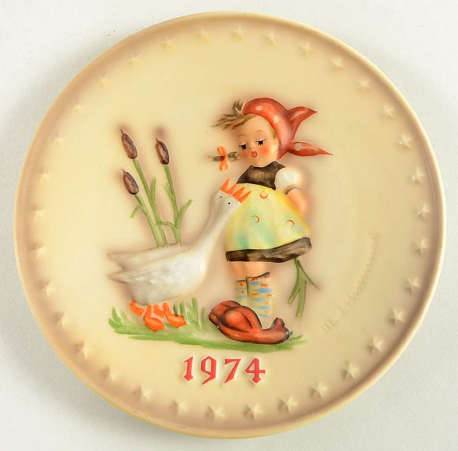Hummel Annual Plate-Goebel Goose Girl - No Box by Goebel-1