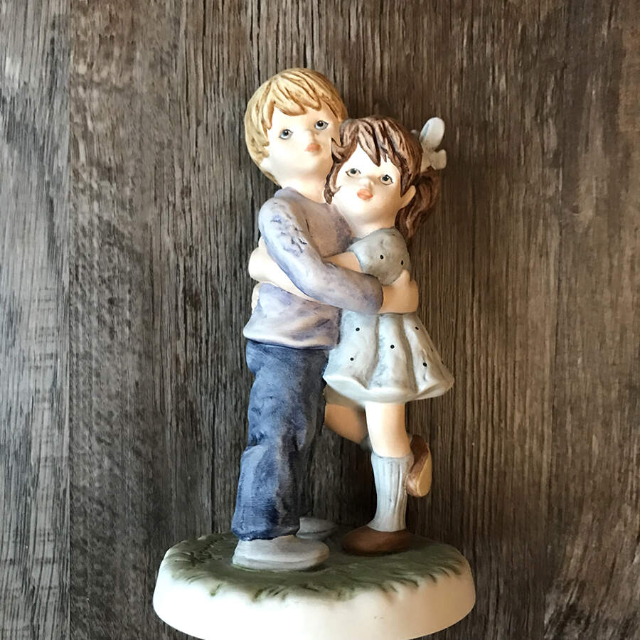 Goebel Figurines That's What Friends Are For - With Box-Bx556 by Goebel-1