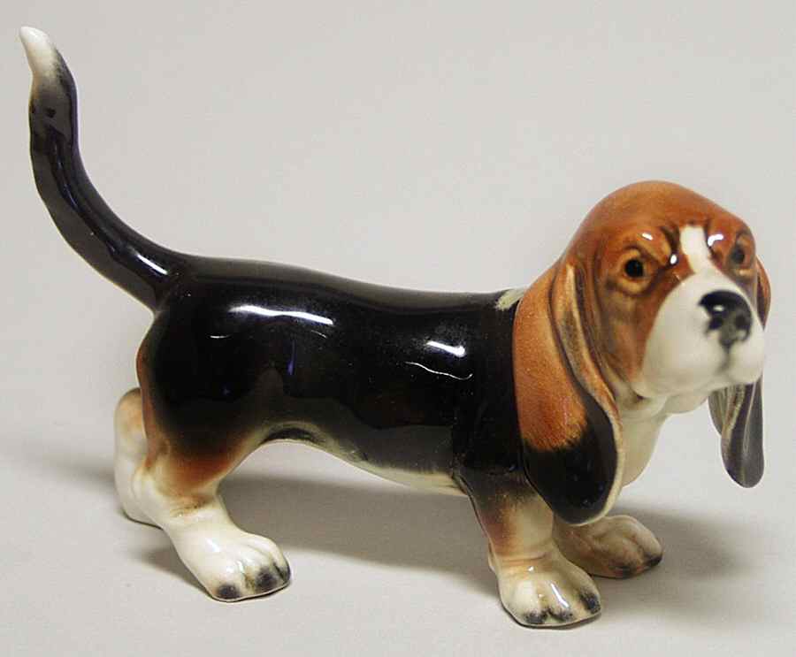 Dogs Bassett Hound - No Box by Goebel-1