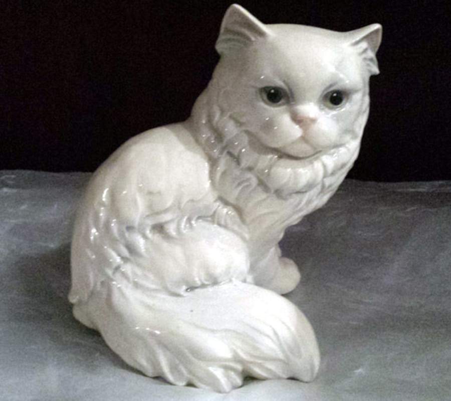 Animals-Figurines Persian Cat - No Box by Goebel-1