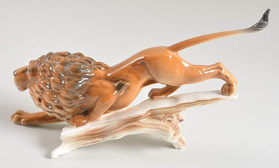 Animals of The Serengeti Lion - Boxed by Goebel-1