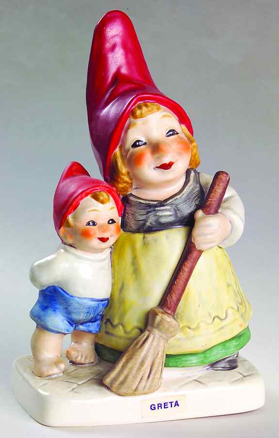Co Boys Greta The Happy Housewife - No Box by Goebel-1