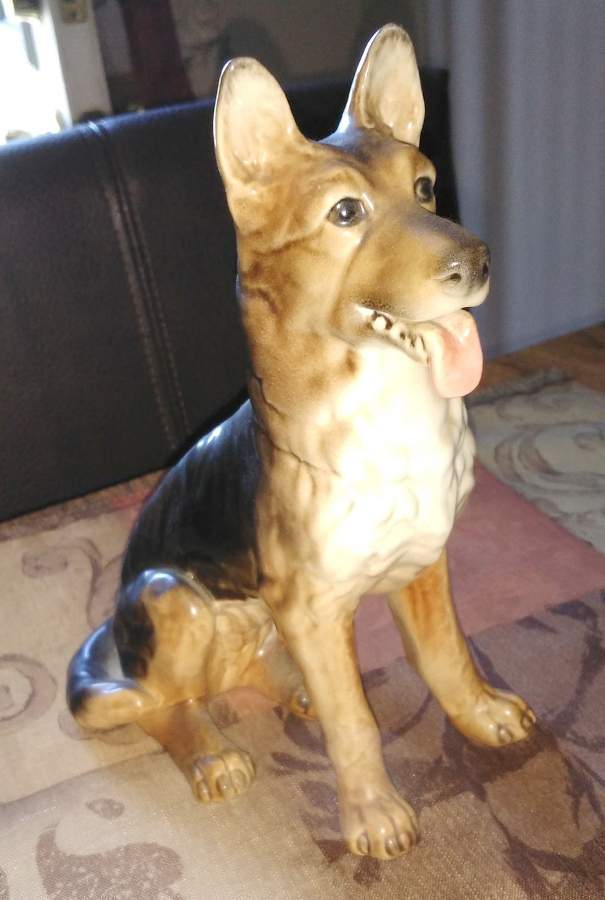 Dogs German Shepherd - No Box by Goebel-1
