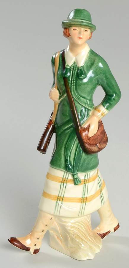 Fashions On Parade To The Hunt - No Box by Goebel-1